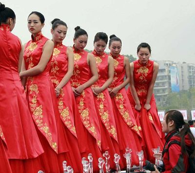 鐵人風(fēng)姿與賽場風(fēng)采——重慶精英賽中的多彩瞬間